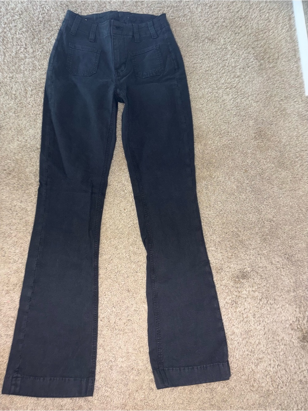 Womenโs American Eagle Sz 000 Black High-Rise Flare Jeans